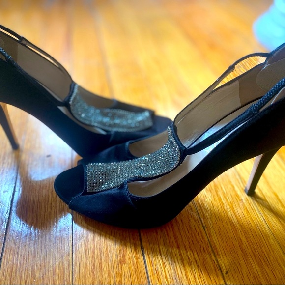 ESCADA pump with sequins - Picture 4 of 8